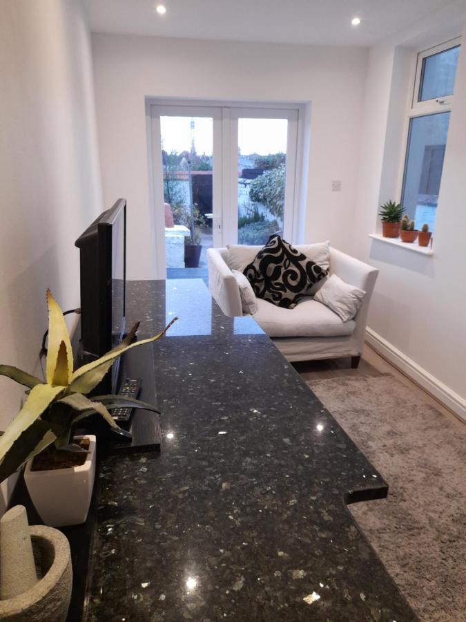 Fabulous Terrace Cottage Blackpool Exteriör bild